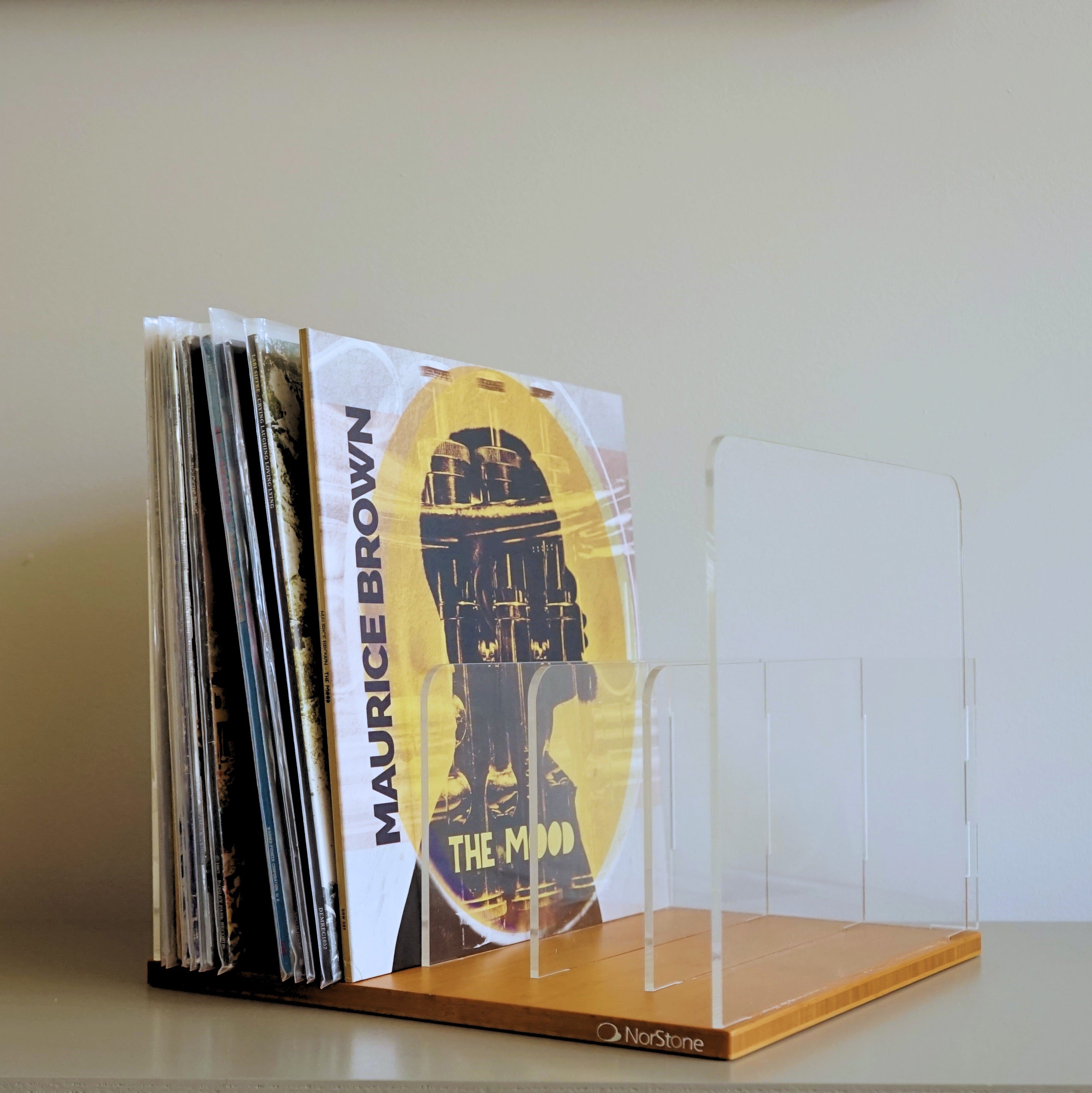 Vinyl LP R